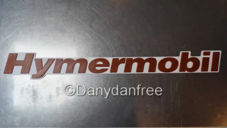 logo de remplacement pour camping car de marque hymer